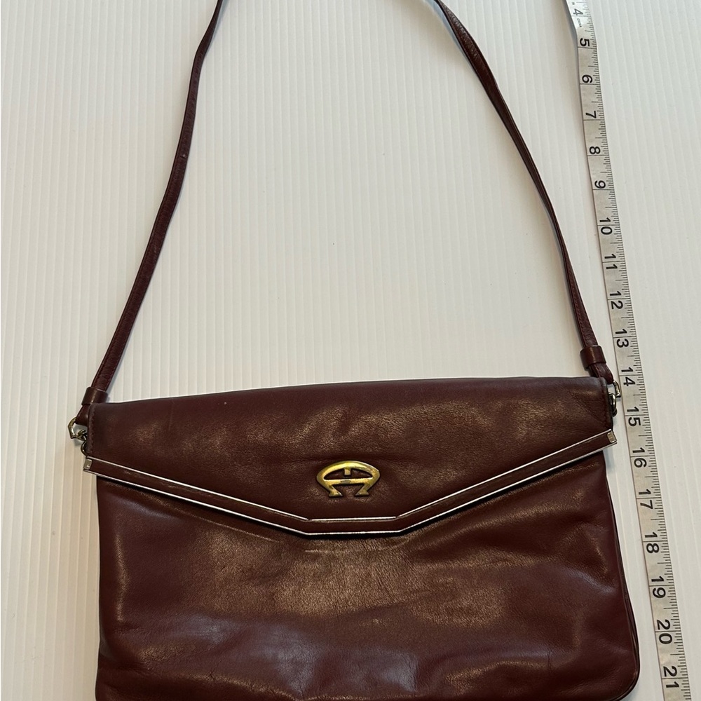 Etienne Aigner Vintage Burgundy Monogram Purse With Strap - Picture 3 of 12